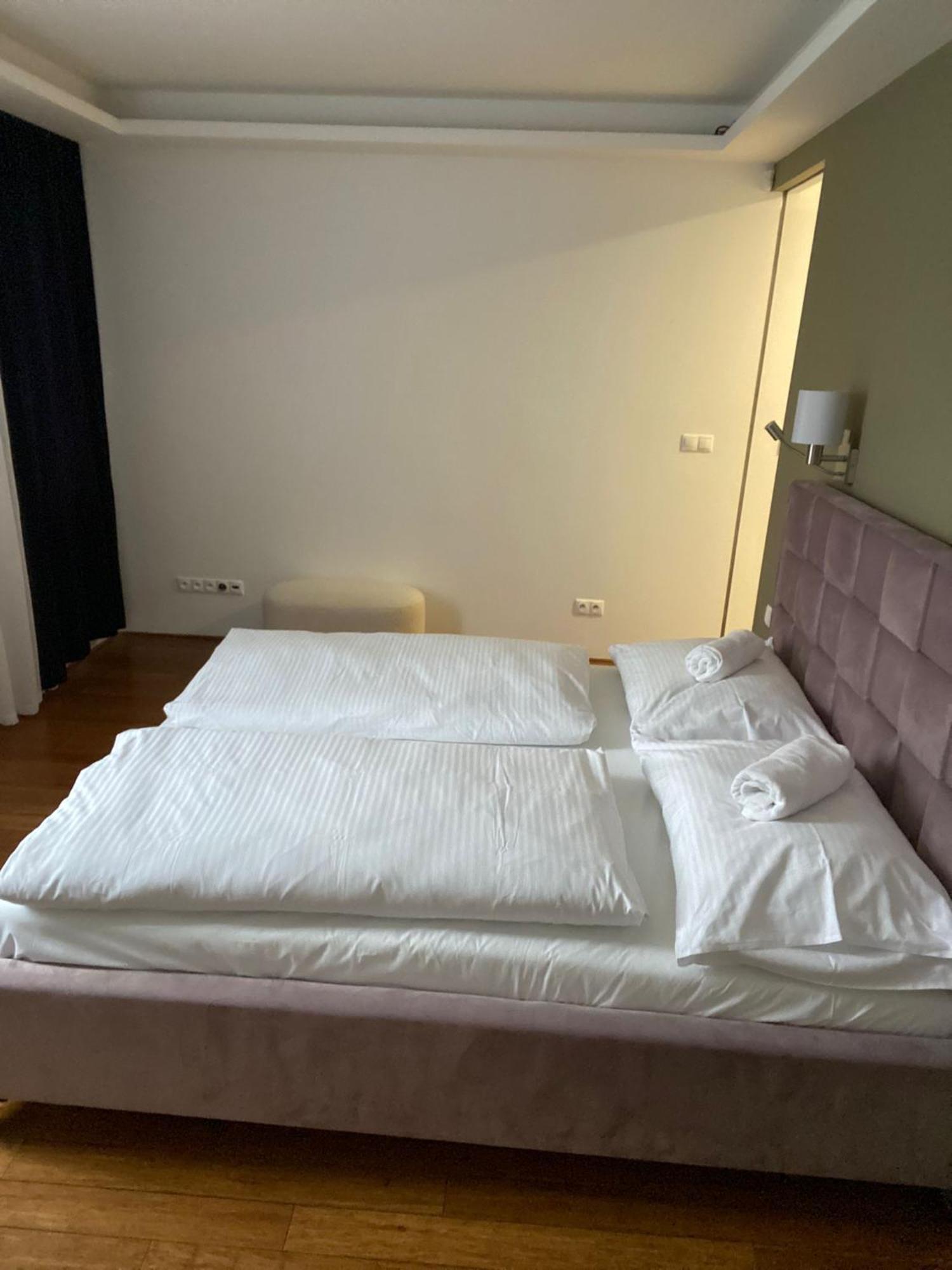 Old Town Apartment Bratislava Exterior photo